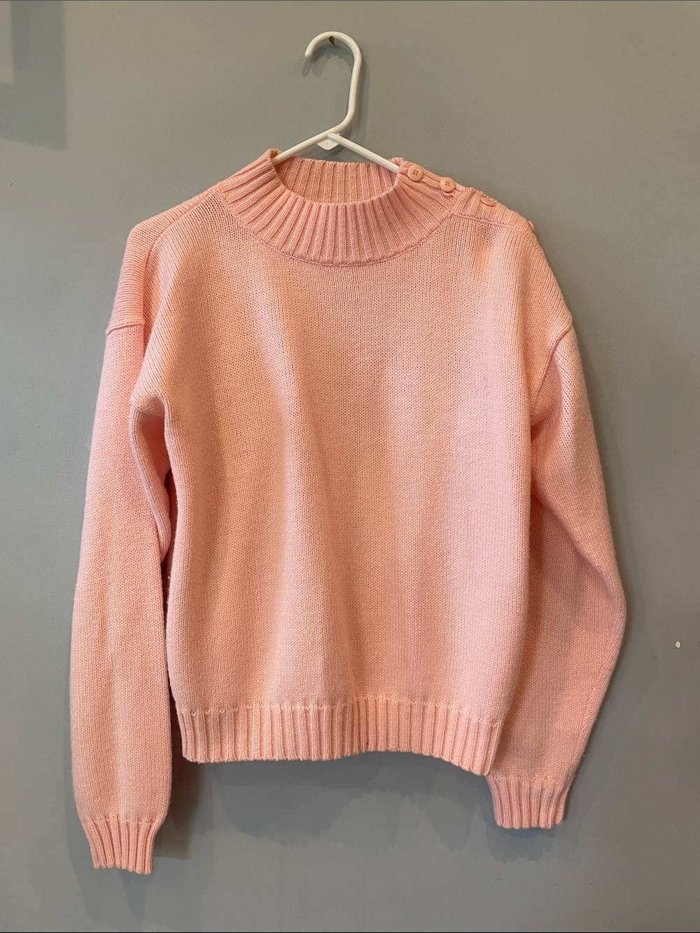 Women’s Button-Shoulder Pinky peach  Knit Sweater vintage